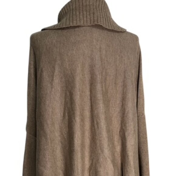 Calvin Klein Cowl Neck Poncho Sweater Women’s Size Medium Long Sleeve Tan Knit - Picture 3 of 11